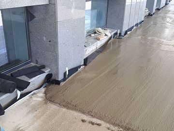 Стяжка перед укладкой гранита